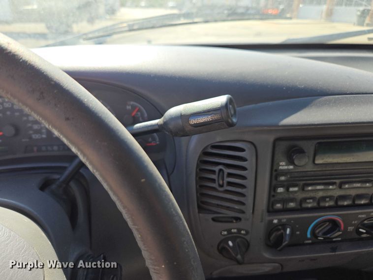 image for item EV5408 2002 Ford F150 SuperCab pickup truck