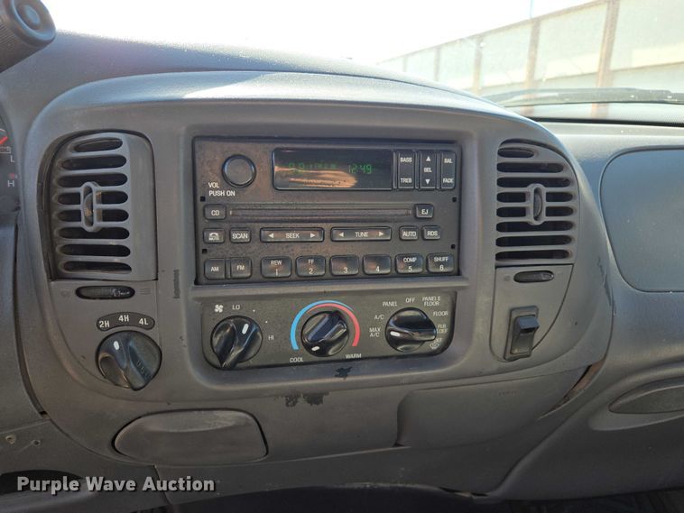 image for item EV5408 2002 Ford F150 SuperCab pickup truck