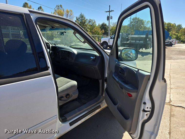 image for item EV5408 2002 Ford F150 SuperCab pickup truck