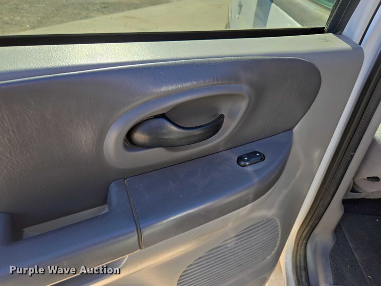 image for item EV5408 2002 Ford F150 SuperCab pickup truck