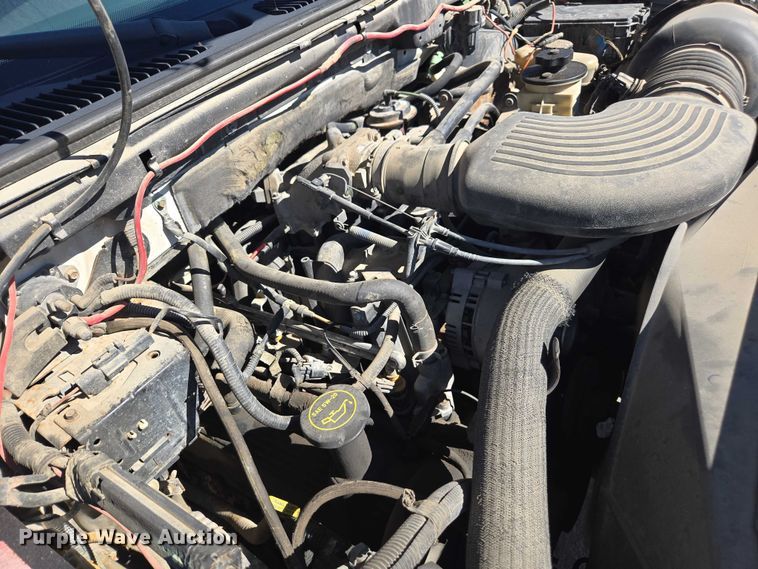 image for item EV5408 2002 Ford F150 SuperCab pickup truck