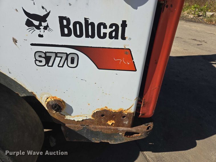 image for item EV5410 2017 Bobcat S770 skid steer loader
