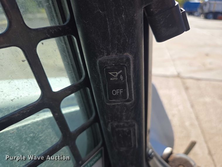 image for item EV5410 2017 Bobcat S770 skid steer loader