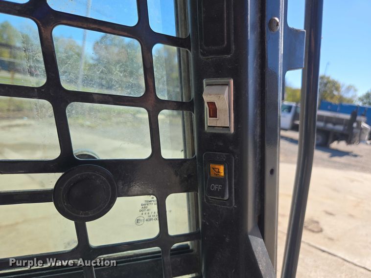 image for item EV5410 2017 Bobcat S770 skid steer loader