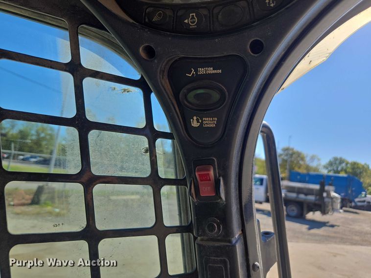 image for item EV5410 2017 Bobcat S770 skid steer loader