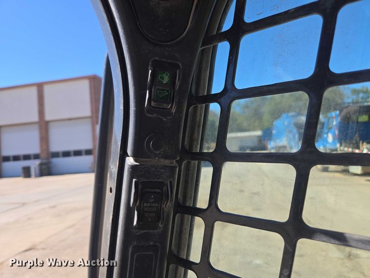 image for item EV5410 2017 Bobcat S770 skid steer loader