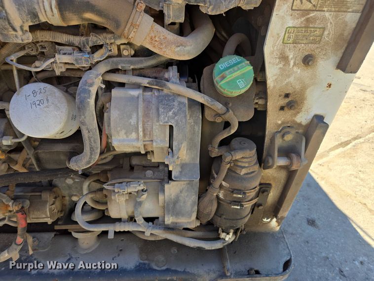 image for item EV5410 2017 Bobcat S770 skid steer loader