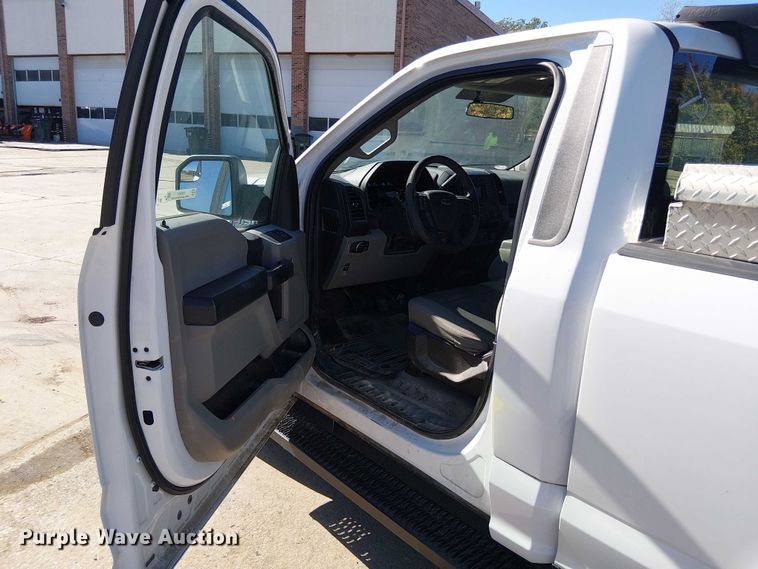 image for item EV5411 2016 Ford F150 pickup truck