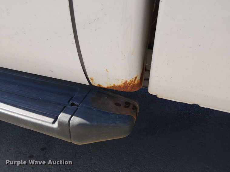 image for item EV5413 2015 Ford F350 pickup truck