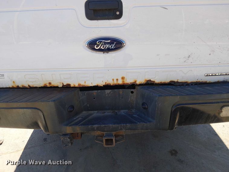 image for item EV5413 2015 Ford F350 pickup truck