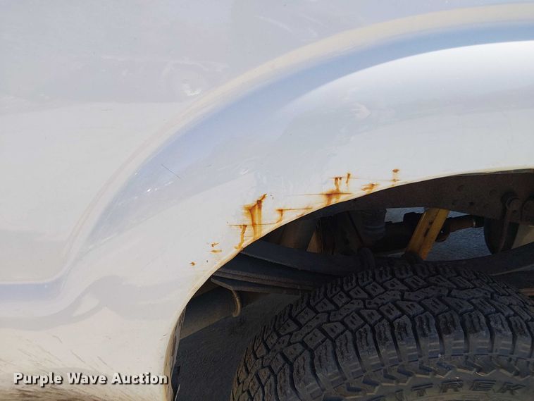 image for item EV5413 2015 Ford F350 pickup truck