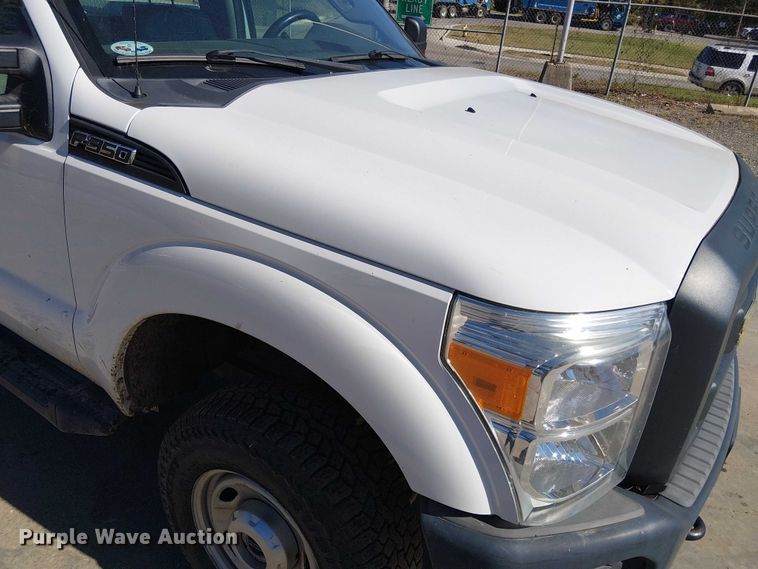 image for item EV5413 2015 Ford F350 pickup truck