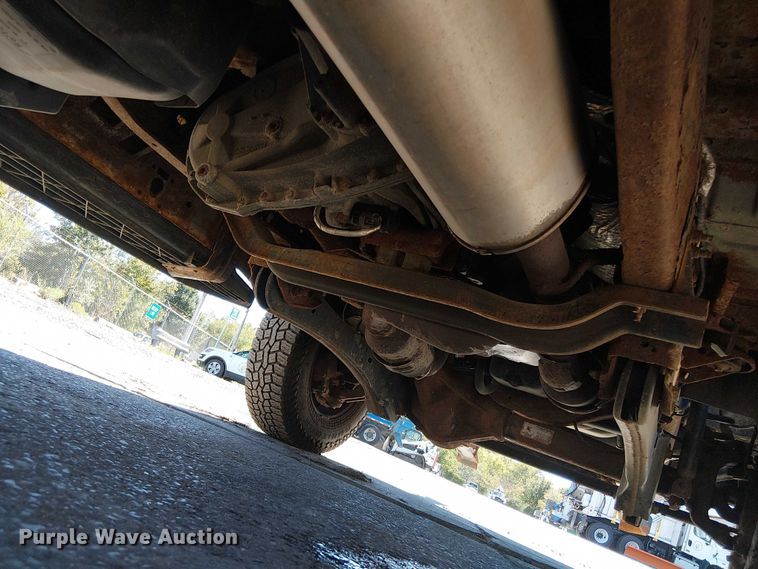 image for item EV5413 2015 Ford F350 pickup truck