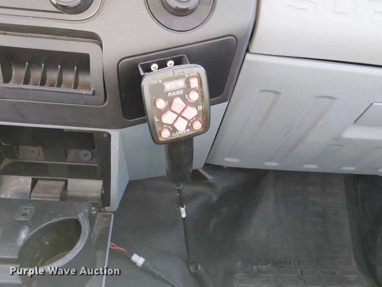 image for item EV5413 2015 Ford F350 pickup truck