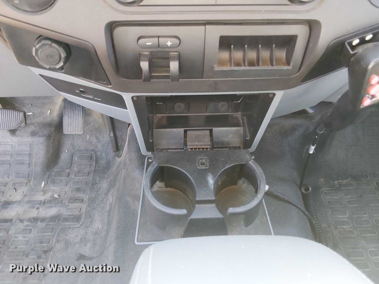 image for item EV5413 2015 Ford F350 pickup truck