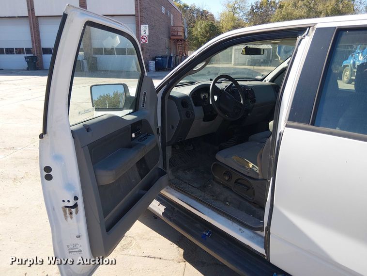 image for item EV5415 2006 Ford F150 SuperCab pickup truck