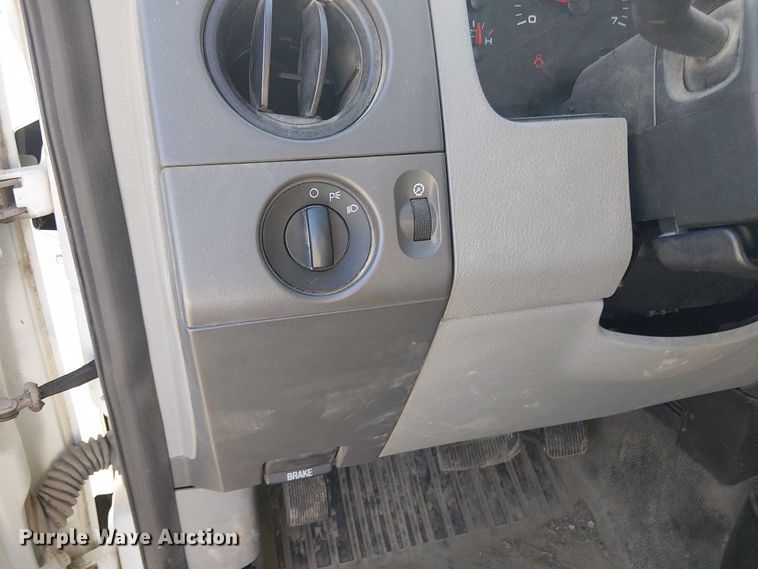 image for item EV5415 2006 Ford F150 SuperCab pickup truck