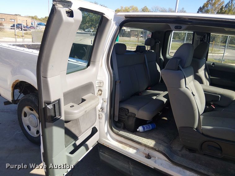 image for item EV5415 2006 Ford F150 SuperCab pickup truck