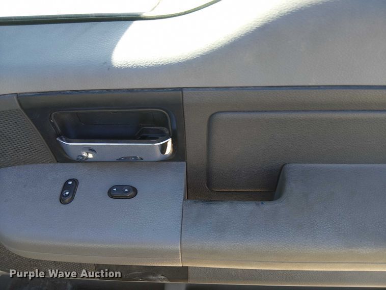 image for item EV5415 2006 Ford F150 SuperCab pickup truck