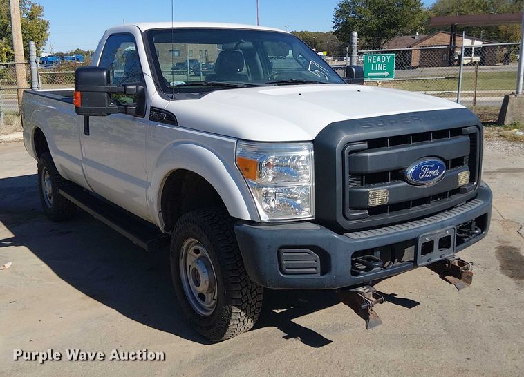 image for item EV5416 2015 Ford F350 pickup truck