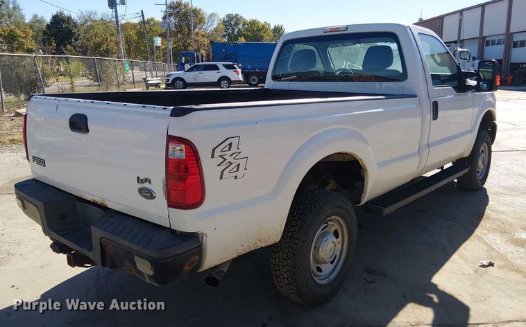 image for item EV5416 2015 Ford F350 pickup truck