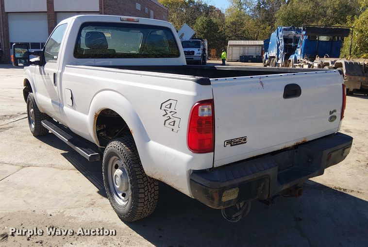 image for item EV5416 2015 Ford F350 pickup truck