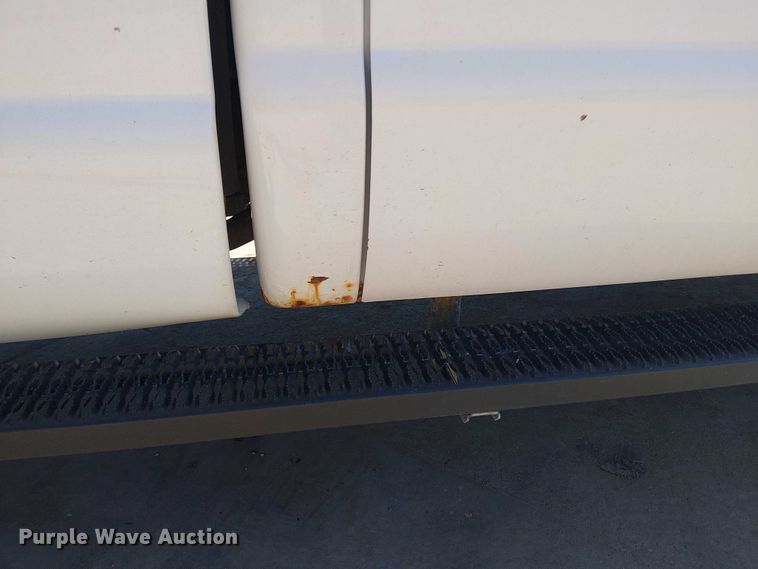 image for item EV5416 2015 Ford F350 pickup truck