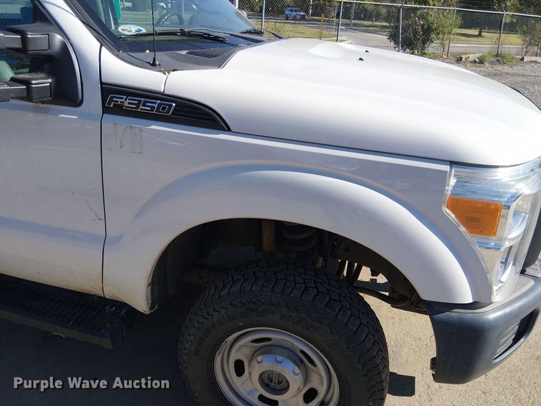 image for item EV5416 2015 Ford F350 pickup truck