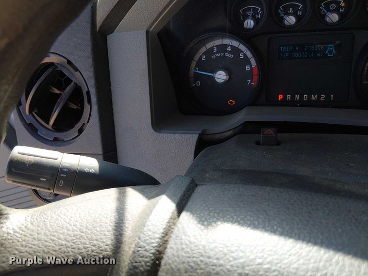 image for item EV5416 2015 Ford F350 pickup truck