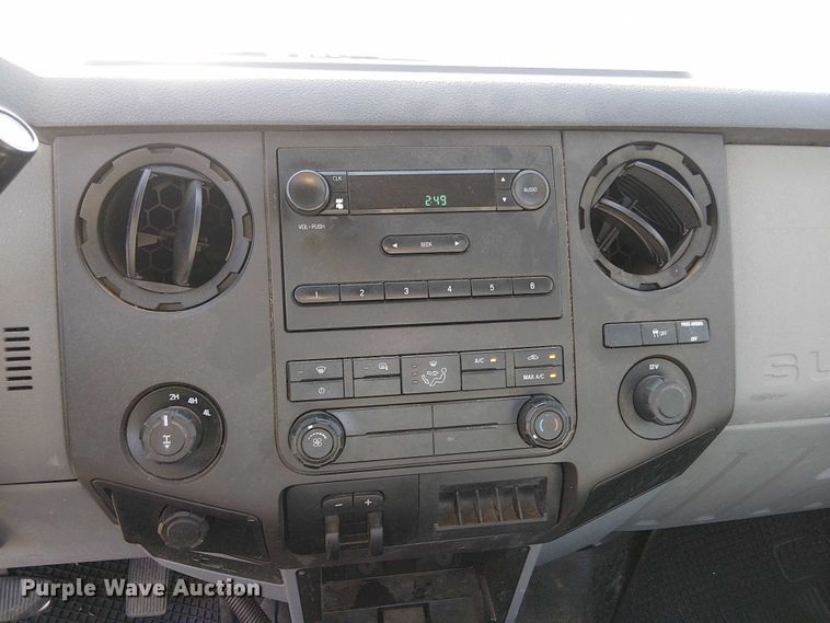 image for item EV5416 2015 Ford F350 pickup truck