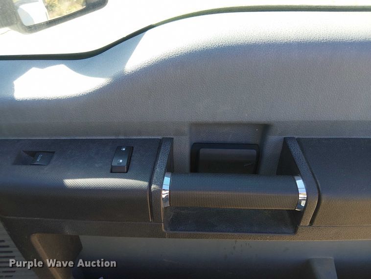 image for item EV5416 2015 Ford F350 pickup truck