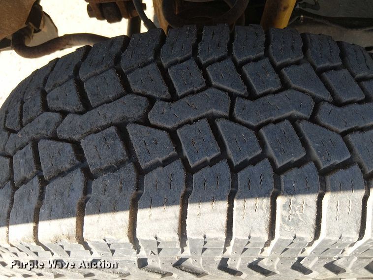 image for item EV5416 2015 Ford F350 pickup truck