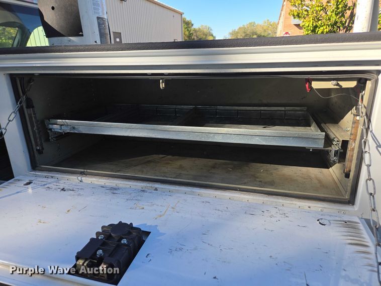 image for item EV5419 2012 Ford F550 bucket truck