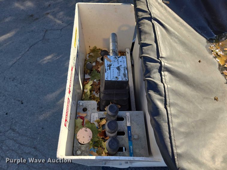 image for item EV5419 2012 Ford F550 bucket truck