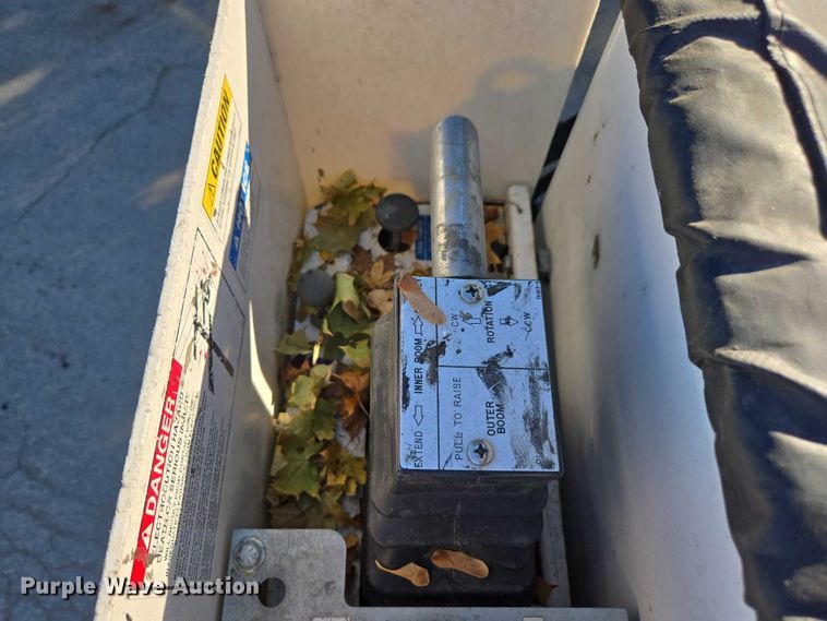 image for item EV5419 2012 Ford F550 bucket truck