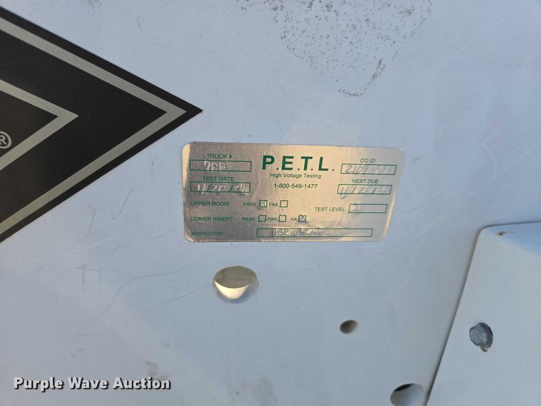 image for item EV5419 2012 Ford F550 bucket truck