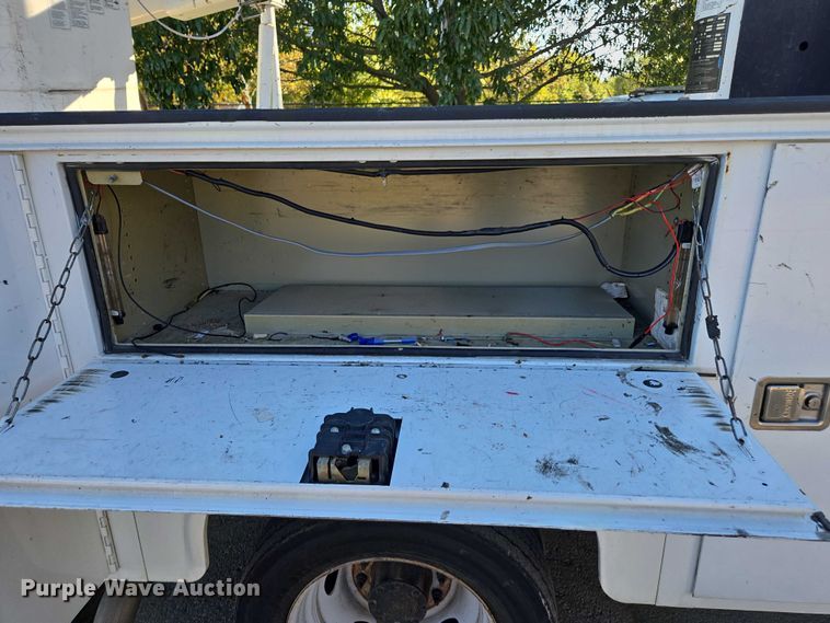 image for item EV5419 2012 Ford F550 bucket truck