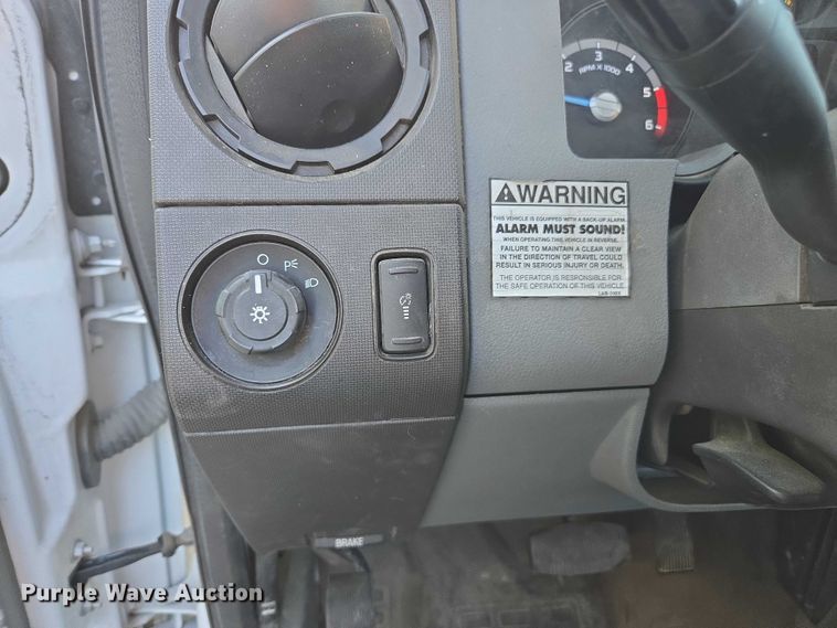 image for item EV5419 2012 Ford F550 bucket truck