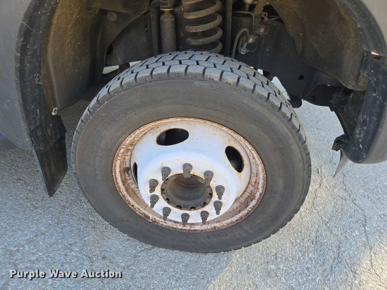 image for item EV5419 2012 Ford F550 bucket truck