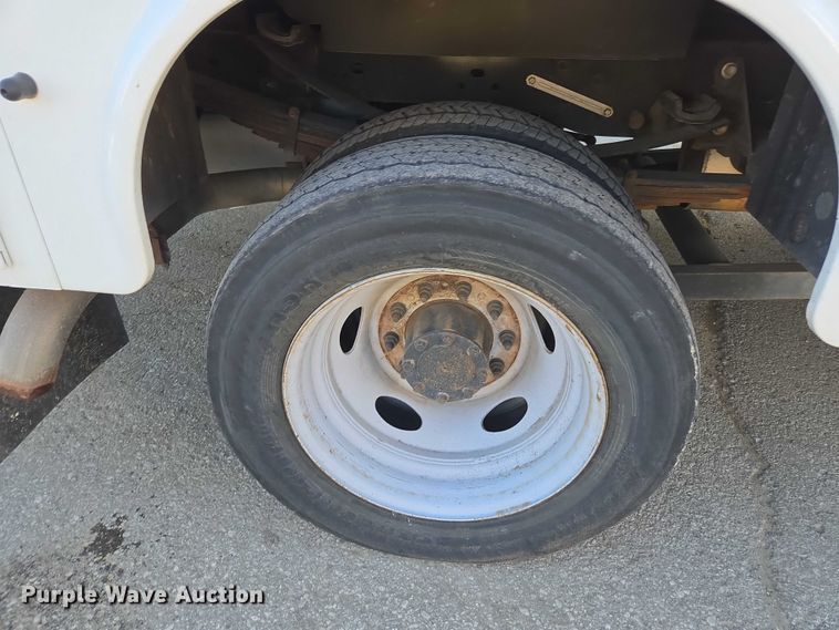 image for item EV5419 2012 Ford F550 bucket truck