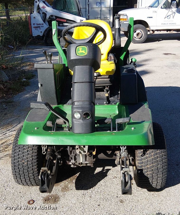 image for item EV5421 John Deere 1570 lawn mower