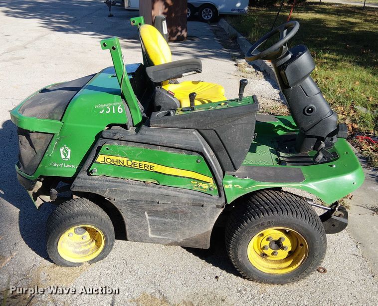 image for item EV5421 John Deere 1570 lawn mower