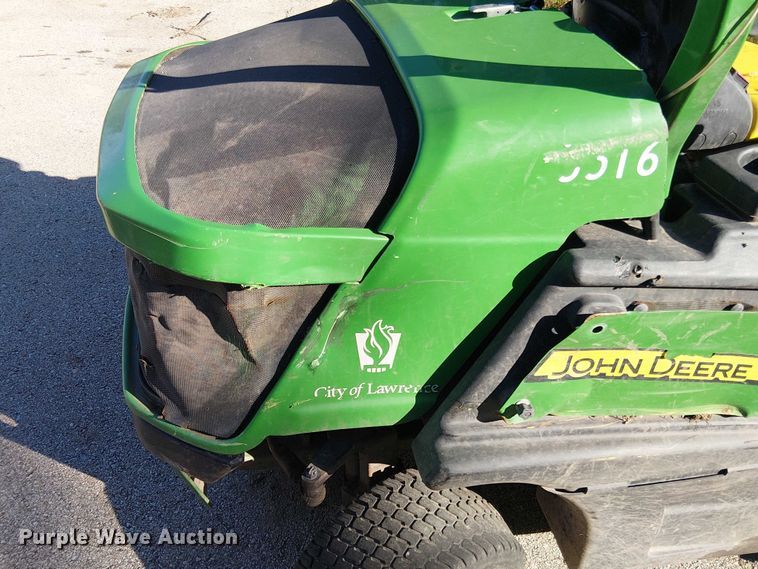 image for item EV5421 John Deere 1570 lawn mower