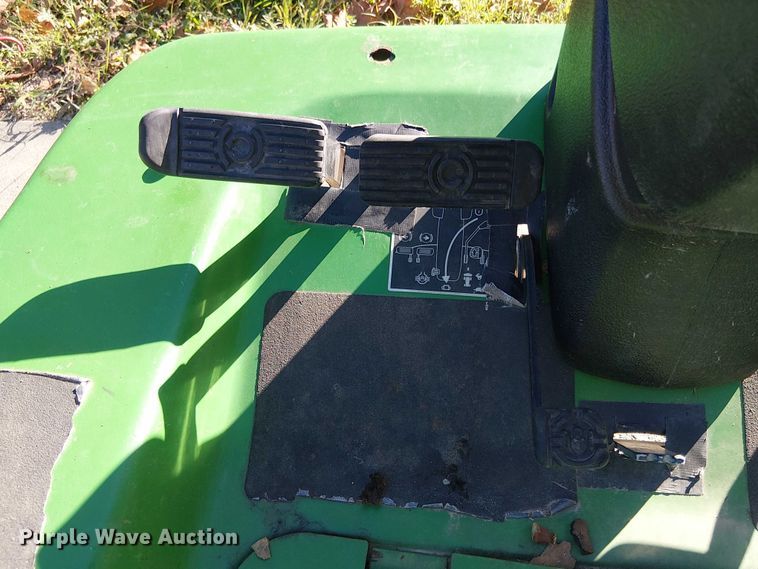 image for item EV5421 John Deere 1570 lawn mower