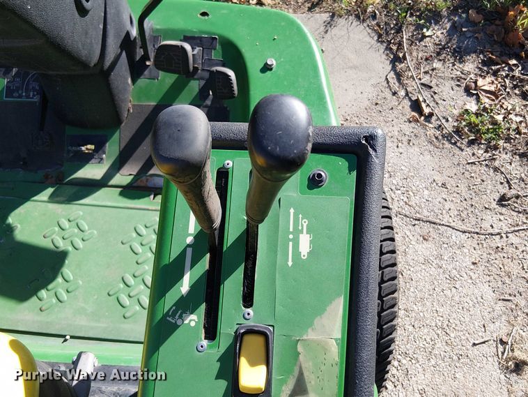 image for item EV5421 John Deere 1570 lawn mower