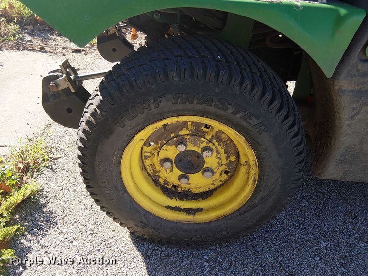 image for item EV5421 John Deere 1570 lawn mower