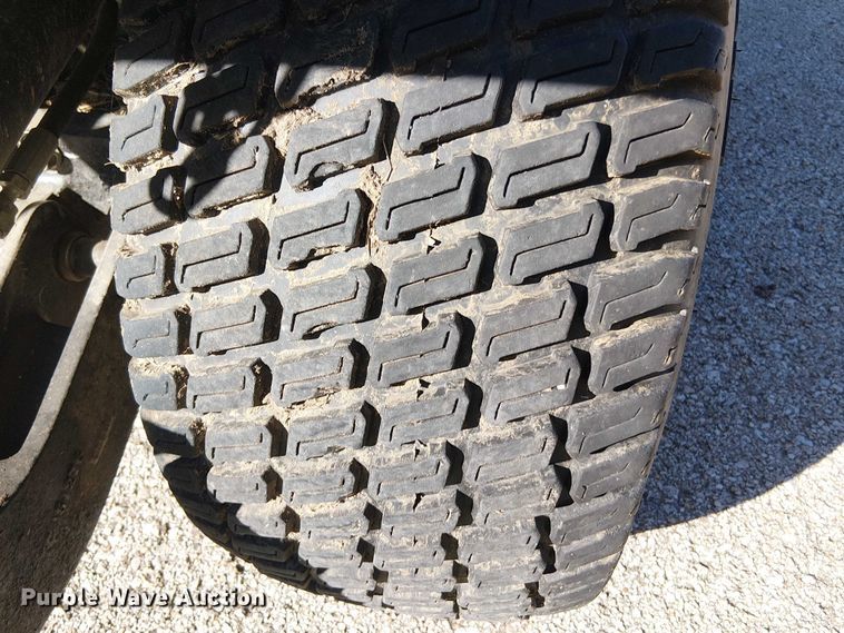 image for item EV5421 John Deere 1570 lawn mower