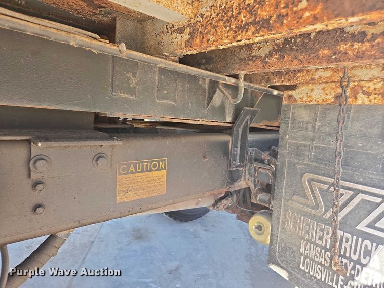 image for item EV5423 2002 International 4900 dump truck