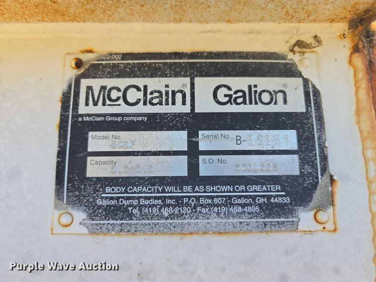 image for item EV5423 2002 International 4900 dump truck