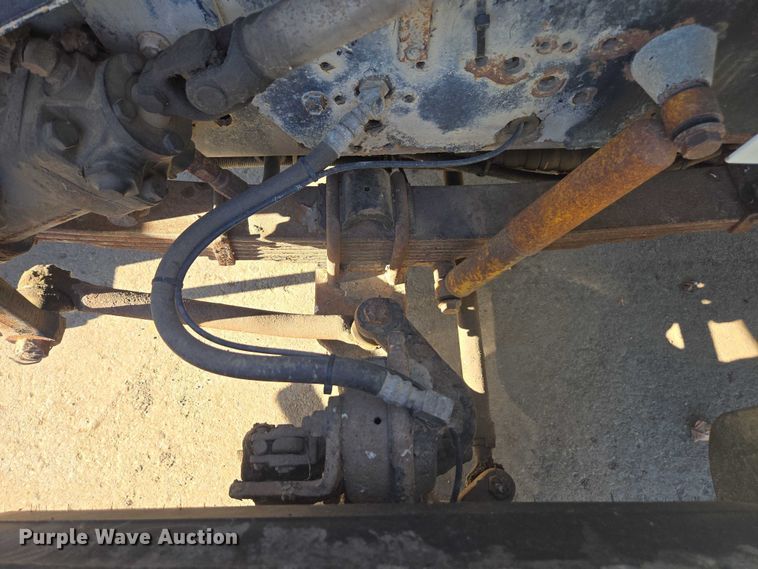 image for item EV5423 2002 International 4900 dump truck